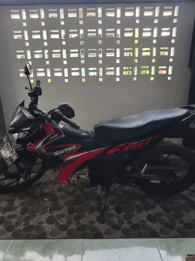 Suzuki satria F150