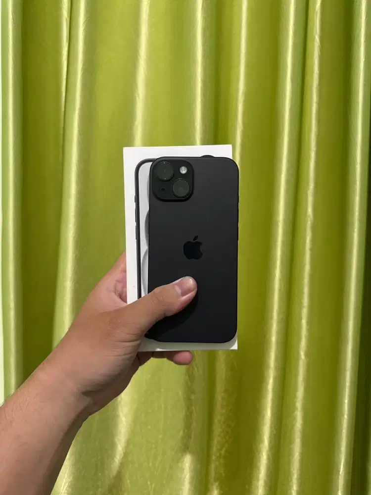 iPhone 15  128gb iBox pemakain 3 bulan
