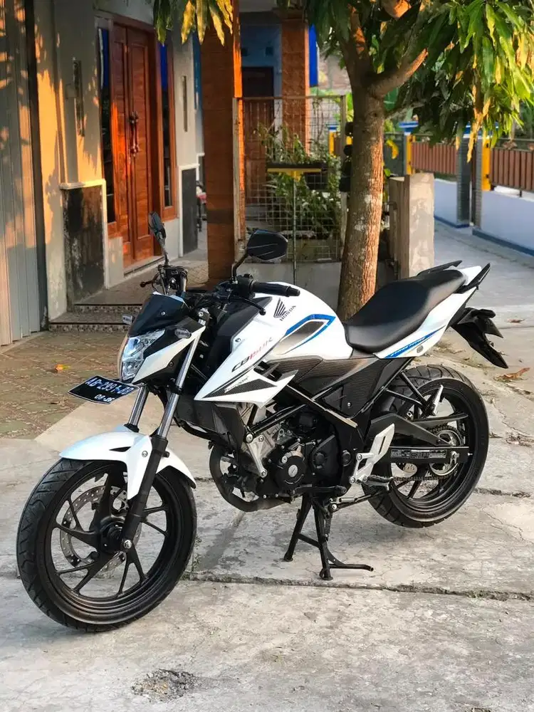 Cb150R 2016 km 17 rbu istimewa ab