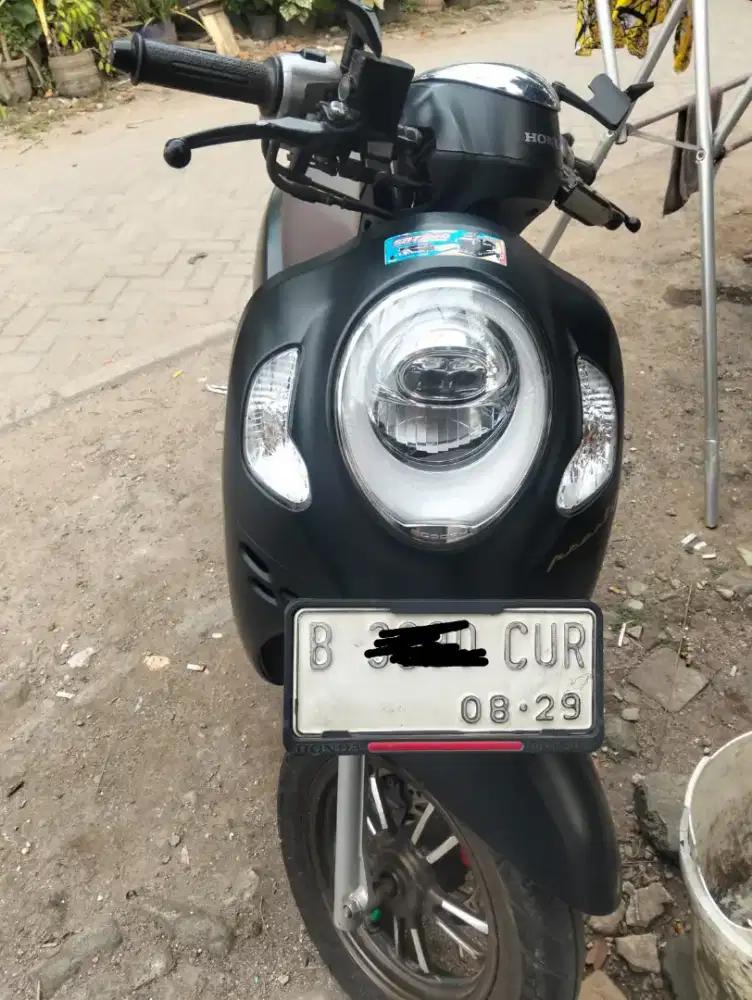 menjual motor scoopy