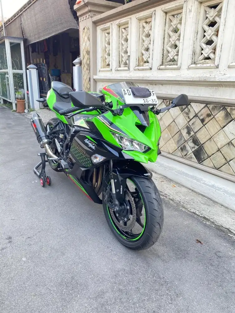 ZX 25 R KRT 2020 Low KM