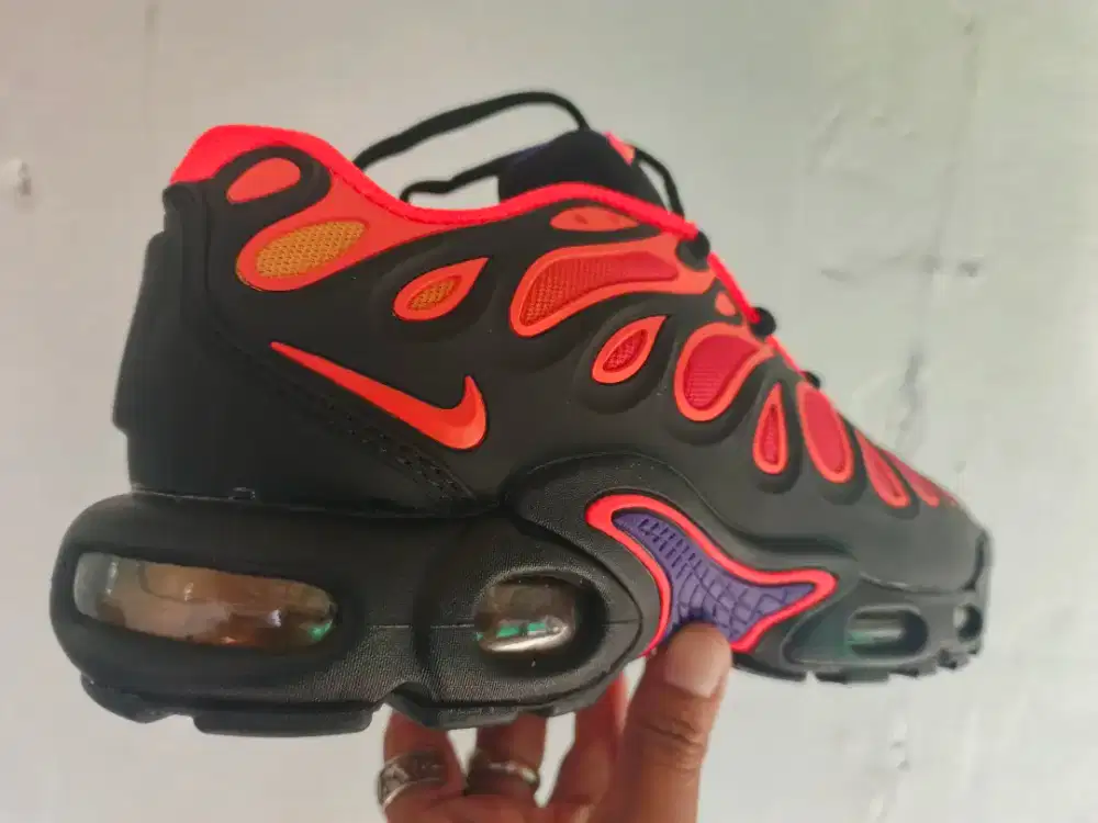 Sepatu Nike tn size 42