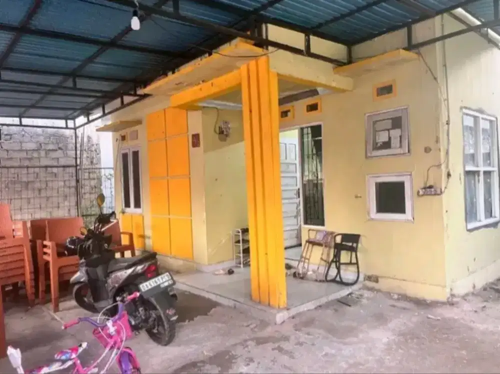 Dijual Rumah di Belakang Asrama Haji Landasan Ulin