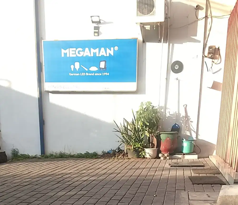 Saya Dedik Susanto Buka Lowongan Kerja Toko Elektronik