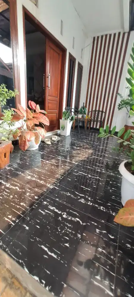 Rumah bagus siap huni area kembar dekat sriwijaya sayap BKR Buah Batu