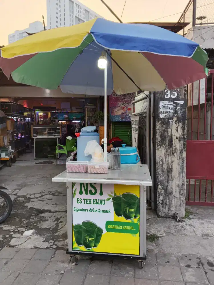 CARI PATNER JAGA STAND ES TEH HIJAU