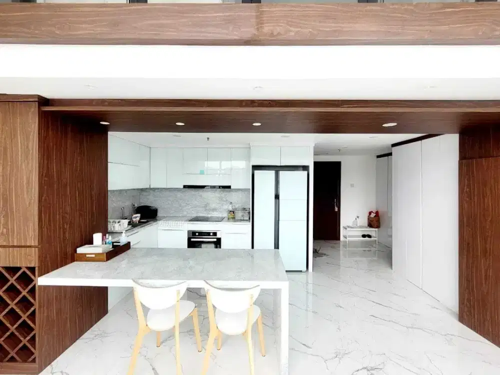 For Sale Apartemen  CITYLOFTS SUDIRMAN, renovated and nicely furnished