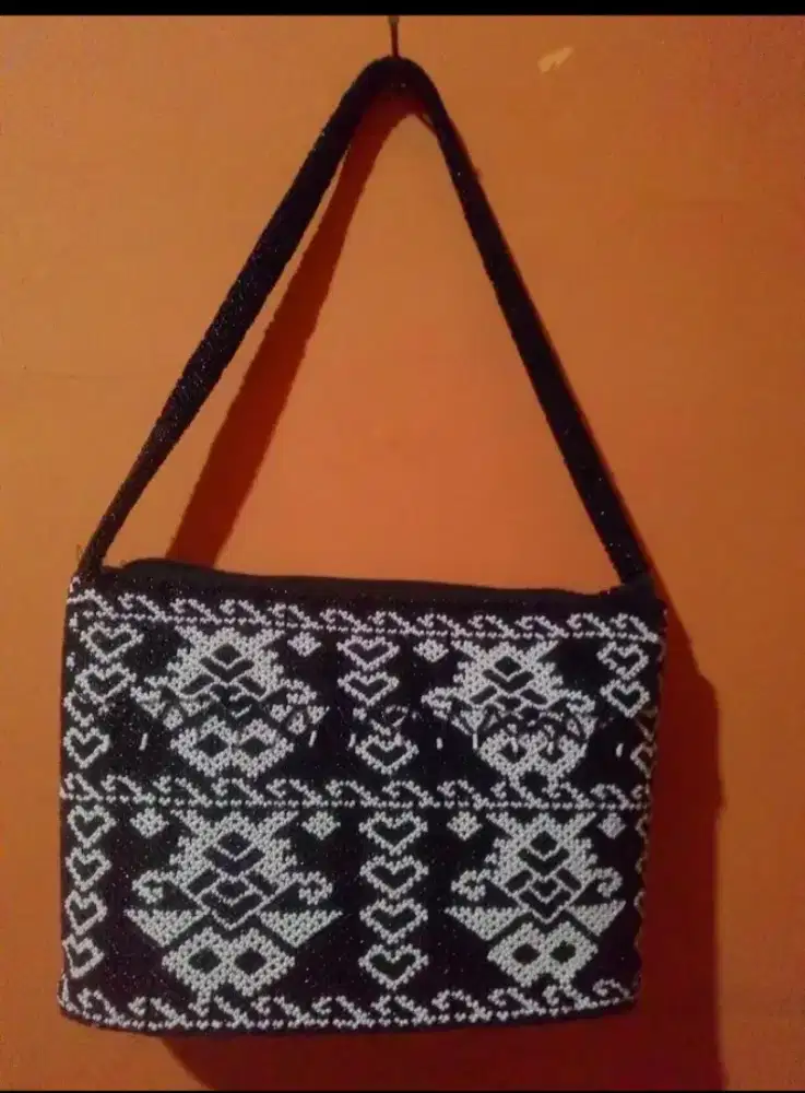 Tas Manik Kalimantan