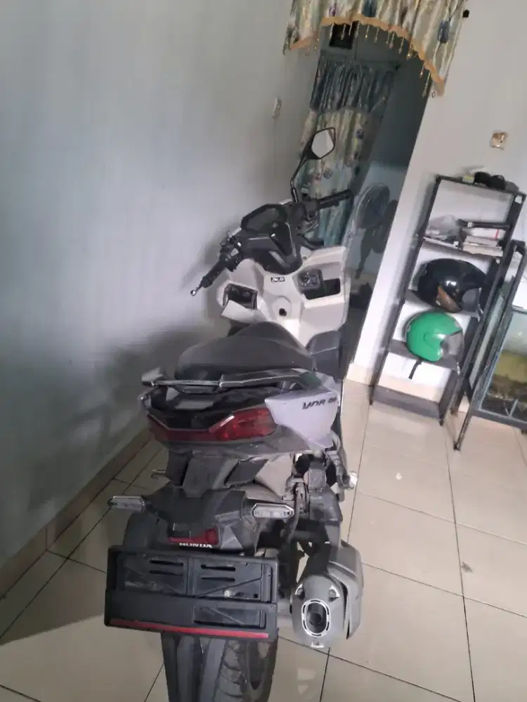 Vario 160 putih lengkap
