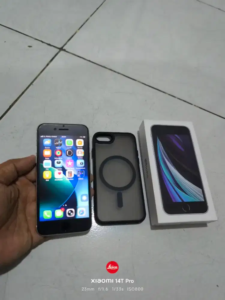 Iphone SE2 ibox 64 GB bisa tt