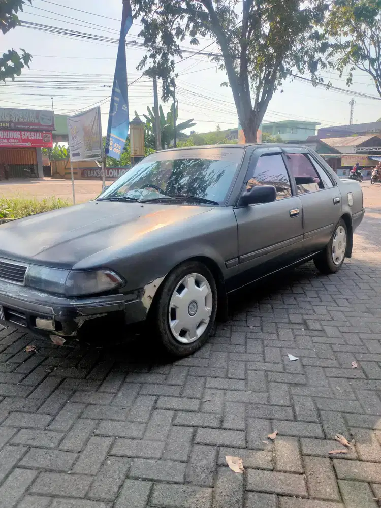 Toyota Corona 1989 Bensin