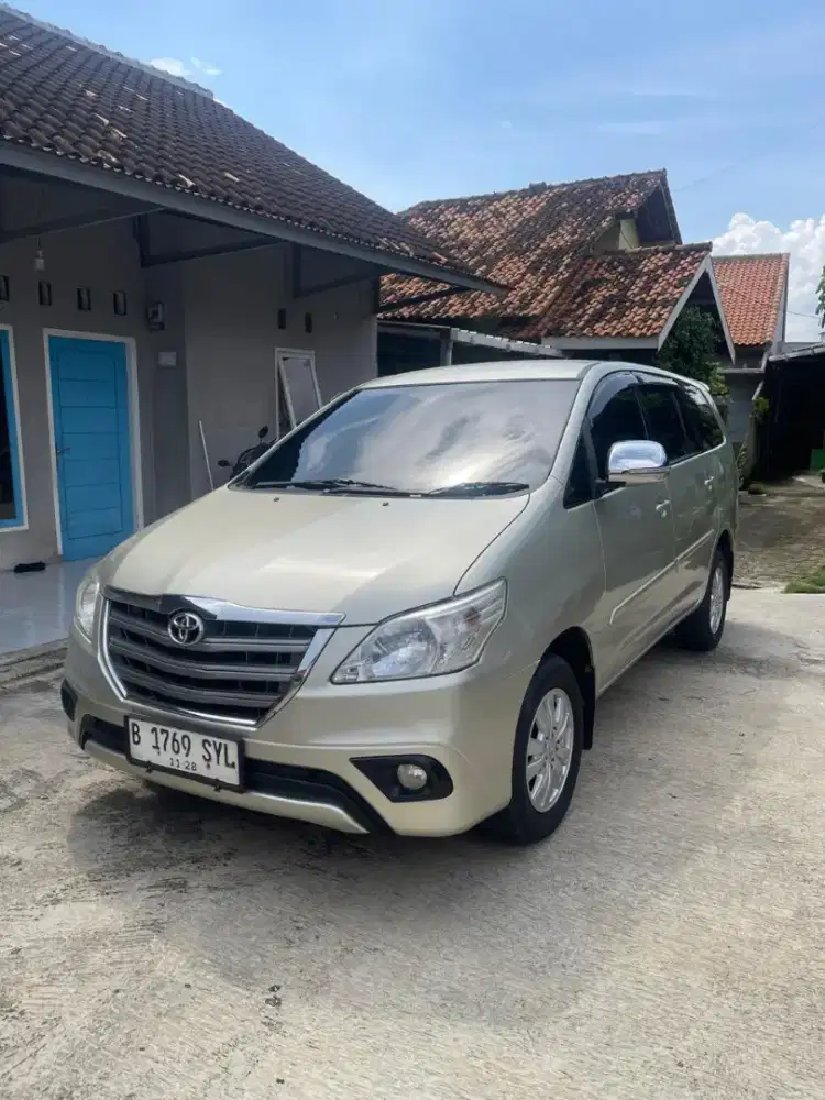 Kijang innova G 2013
