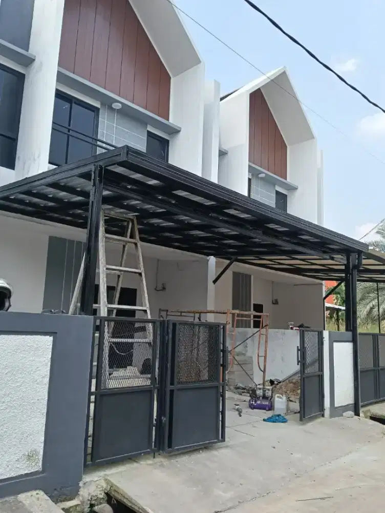 Kanopi baja ringan dan garasi