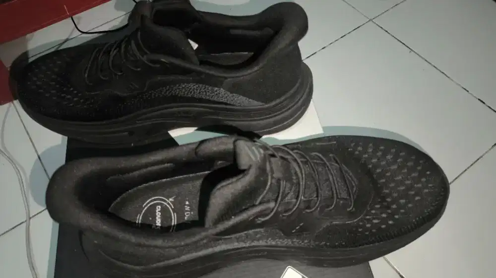 For Sale Adidas Cloudfoam Cuxxion Rapidfit. Urgent, BU