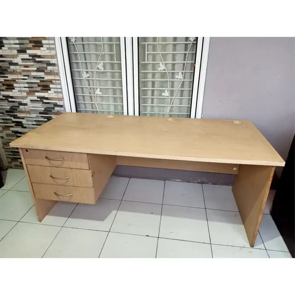 MEJA KANTOR BESAR PANJANG 180CM/ MEJA MEETING KANTOR