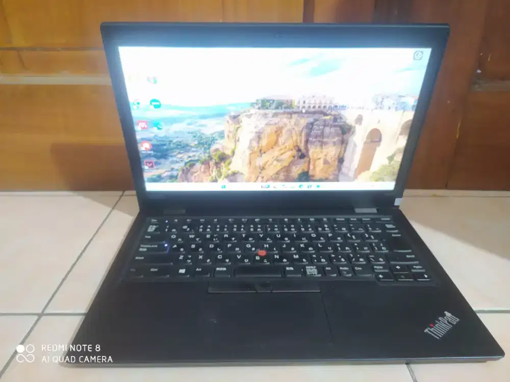 Laptop Thinkpad L380 /Core i5 gen8/RAM 8gb/SSD 256gb/Siap pakai mantap