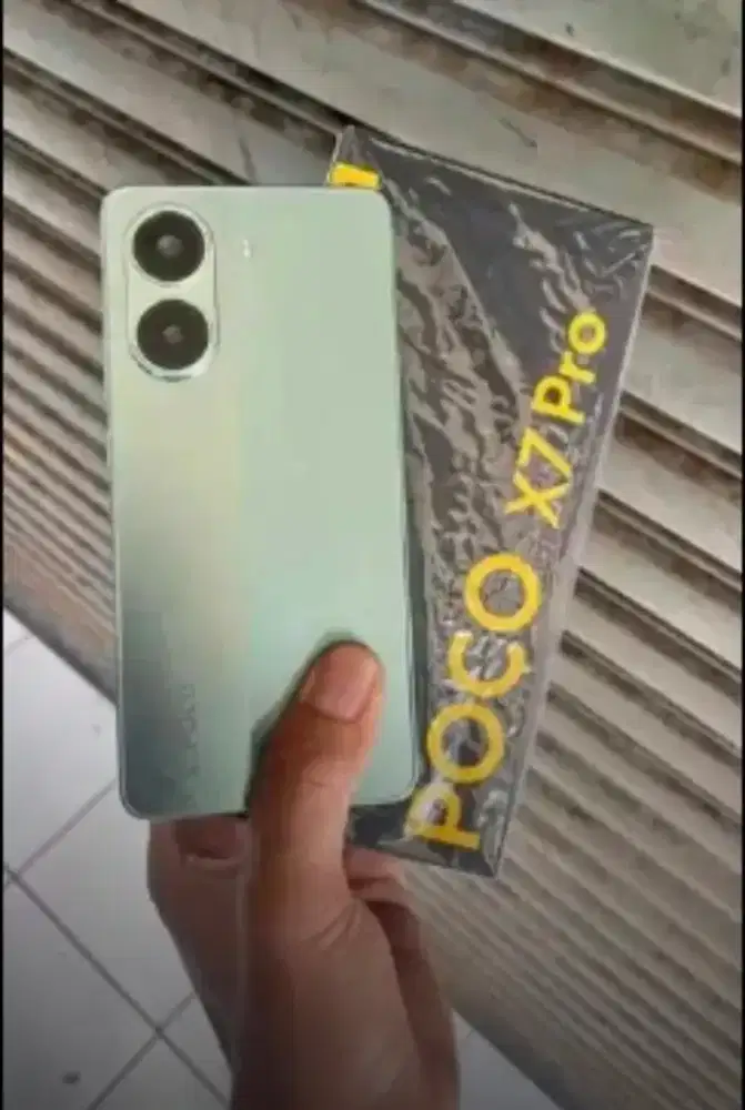 Poco X7 pro 12/512 GB,warna hijau
