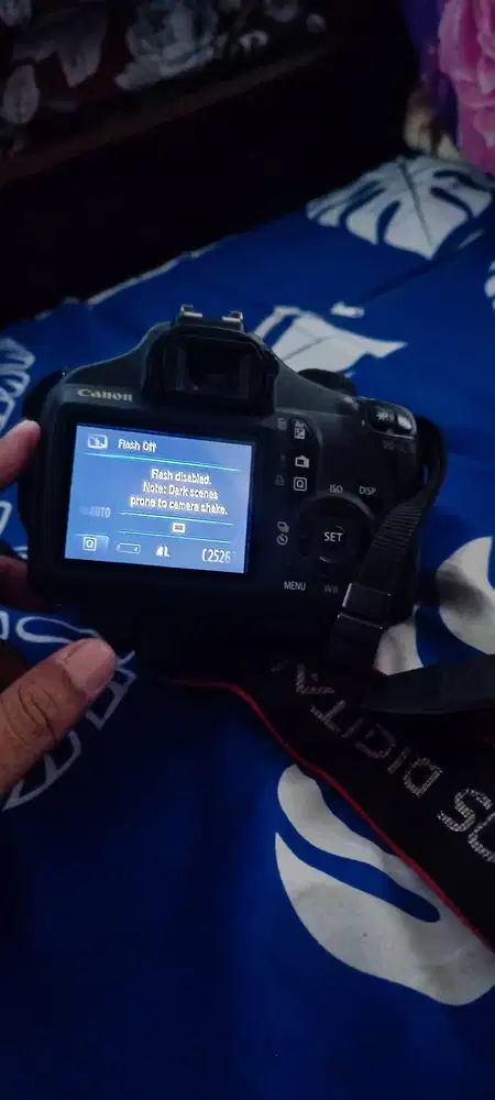 Kamera DSLR Canon eos kissx50+lensa fix