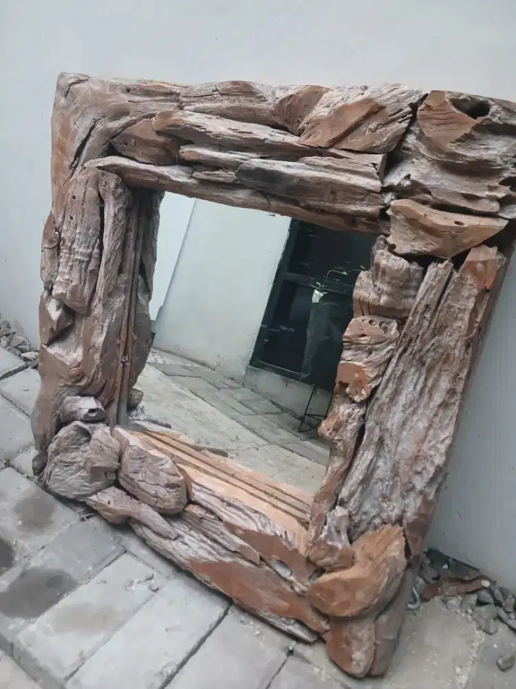 Kaca Cermin Rustik Kayu Jati