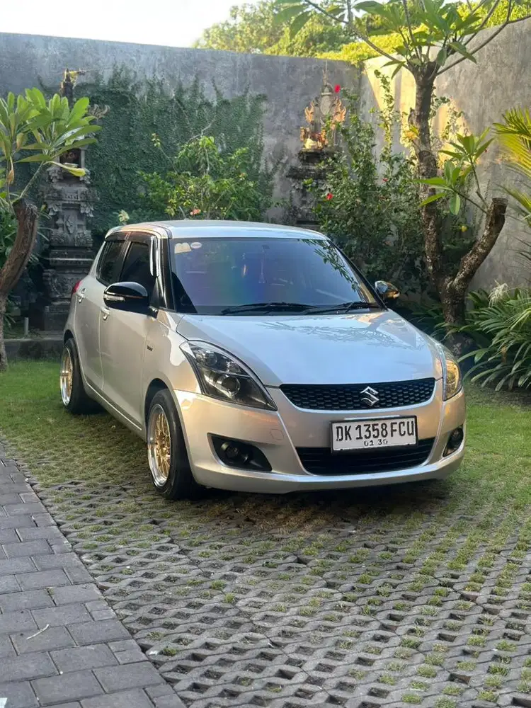 SWIFT GS MATIC 2015 LOW KM TYPE TERTINGGI