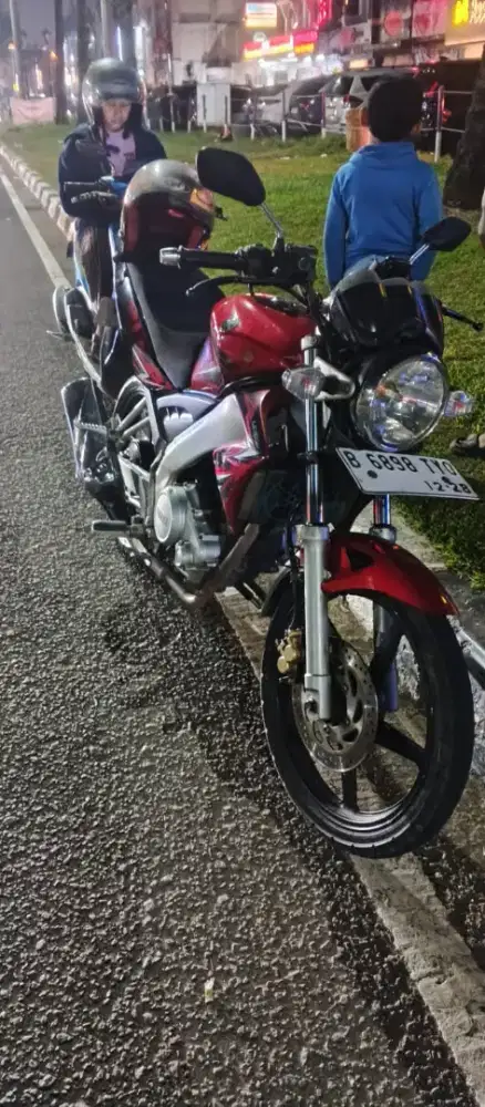 Jual vixion 2009