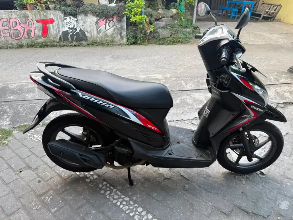 Vario LED injeksi THN 2014 plat AB kota