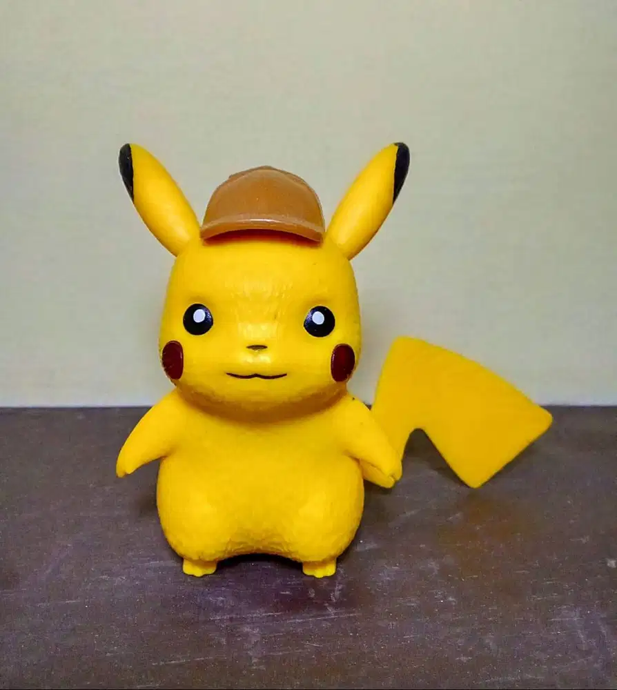 Mainan Figure Pikachu
