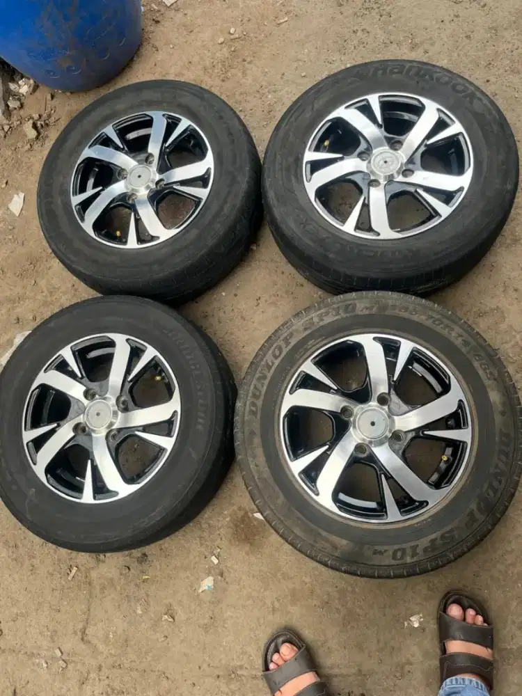 Velg OEM Xenia sporty ring 14 pcd 4x114,3 ban 185/70 R14