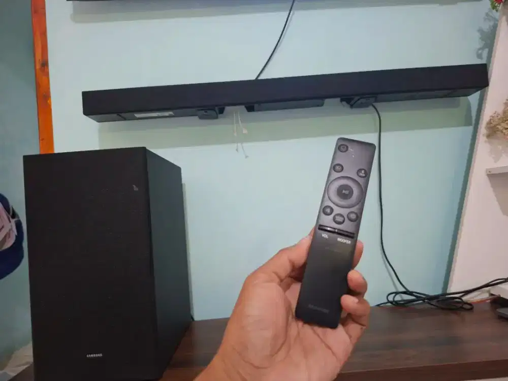 Samsung soundbar T420 soundbar plus subwoofer