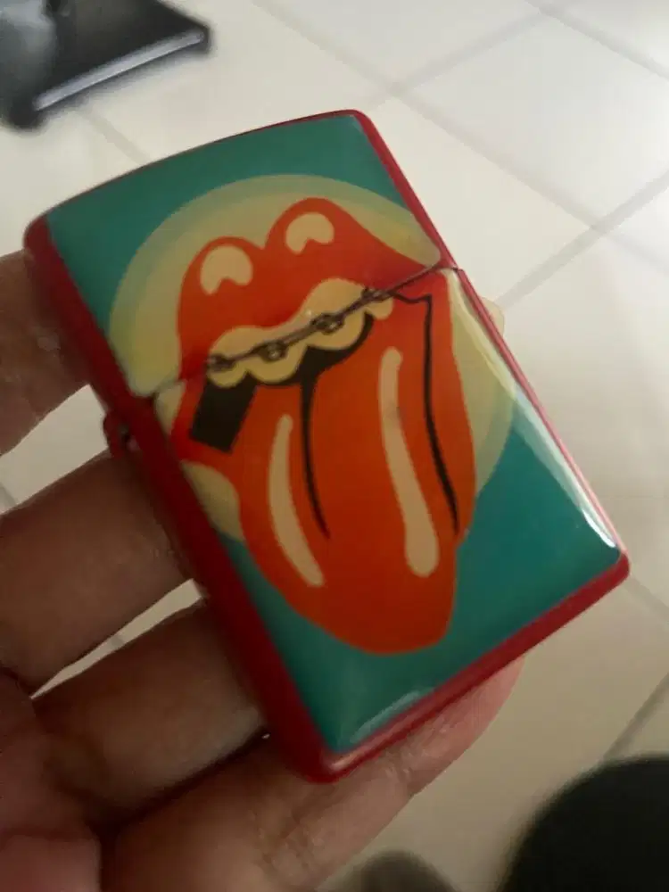 Korek Zippo Logo