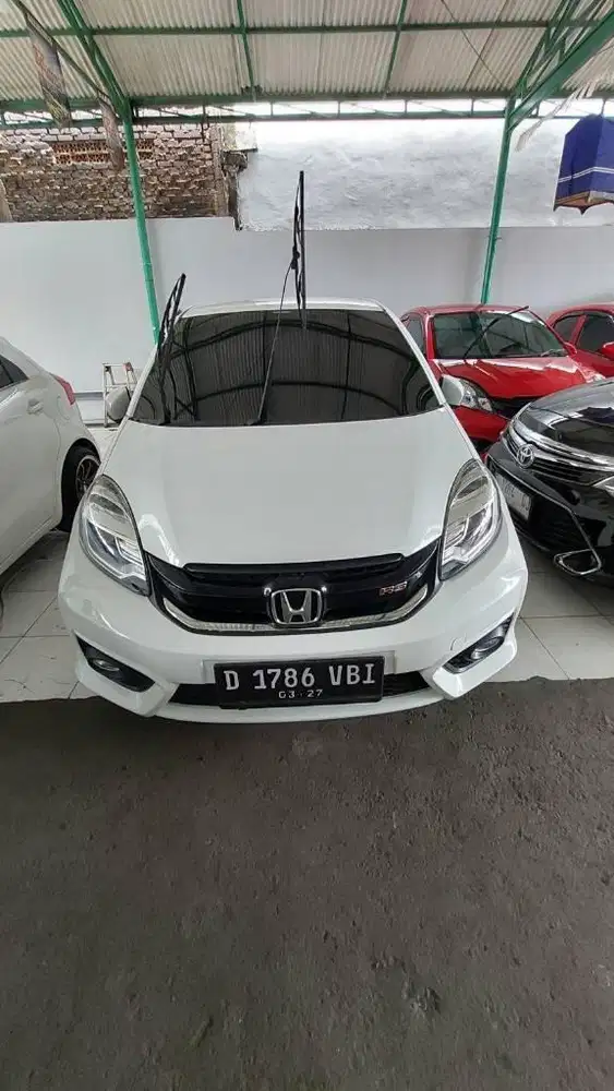 DP 3 JT Honda Brio RS Manual 2017 km 60 ribuan mulus