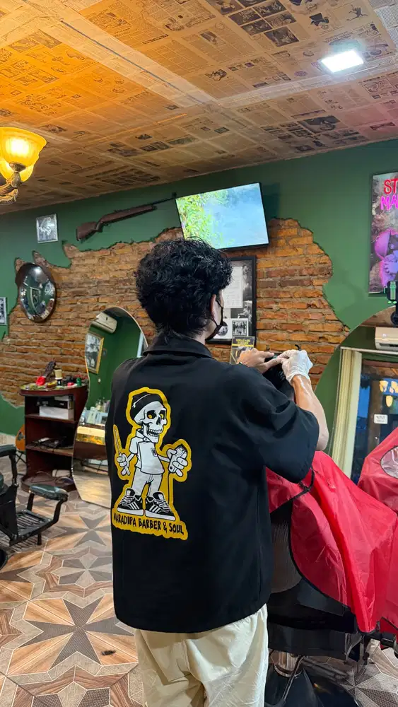 SALON STYLIST RAMBUT