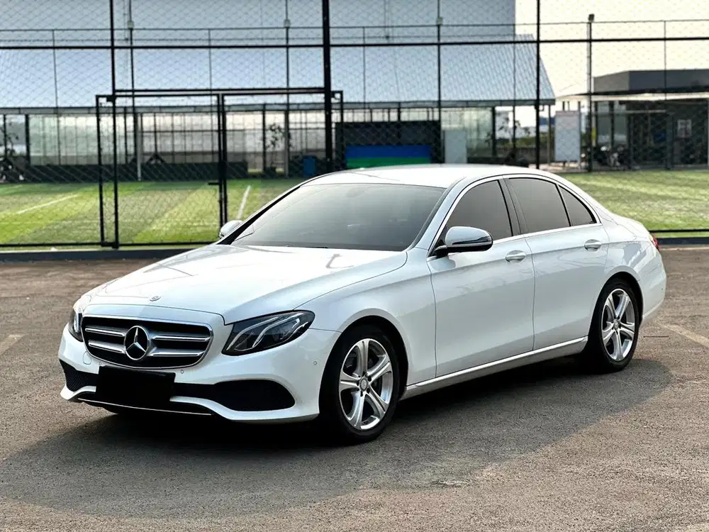 MERCEDES BENZ E250 W213