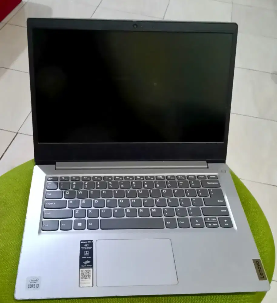 Lenovo Ideapad slim/ Intel core i3 gen10/ ram 4gb/ SSD 512gb normal