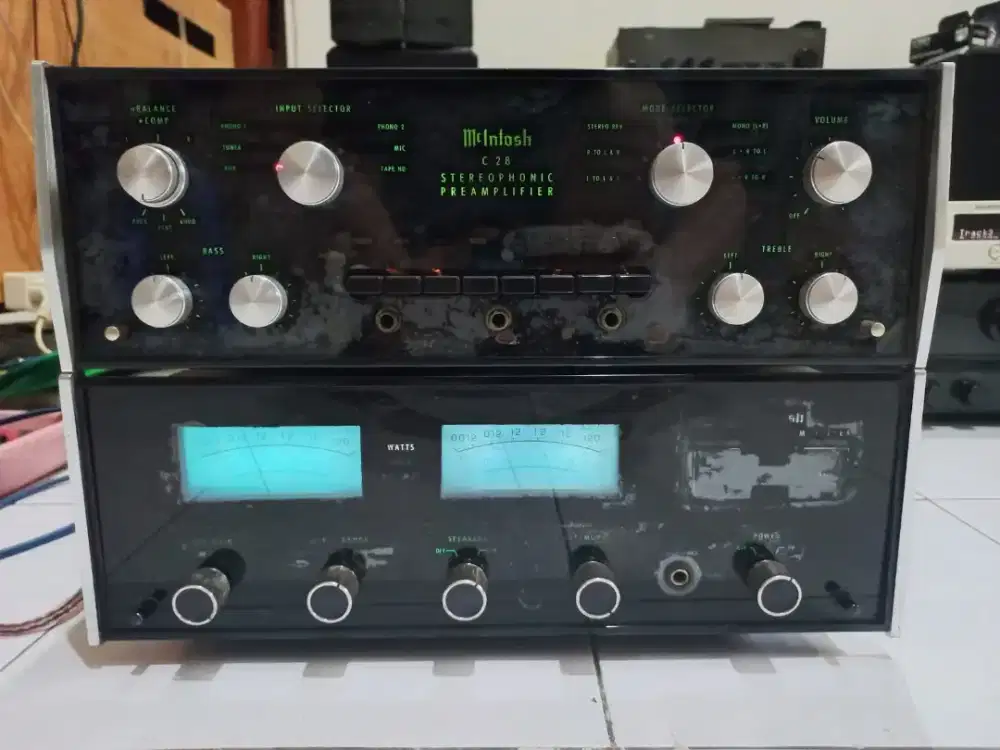 Mcintosh power MC2155 pream c28 normal