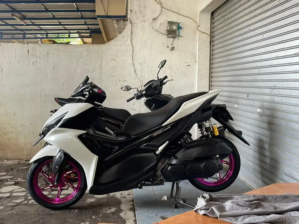 Jual aerox connected tahun 2023 PAJAK HIDUP