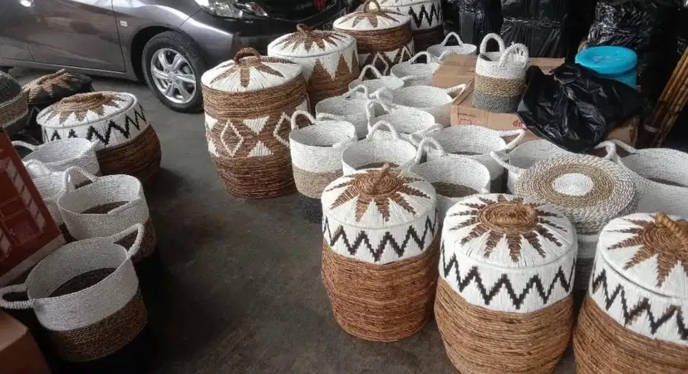 Lowongan bagian packing dan gudang online shop setu bekasi