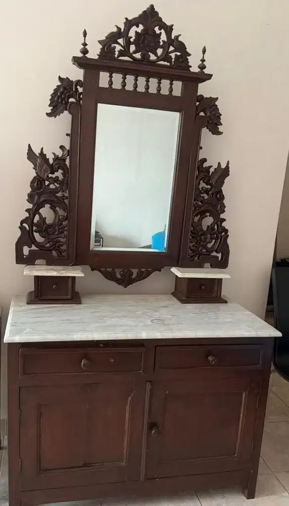 Jual meja rias ukir mulus buangeeettttt