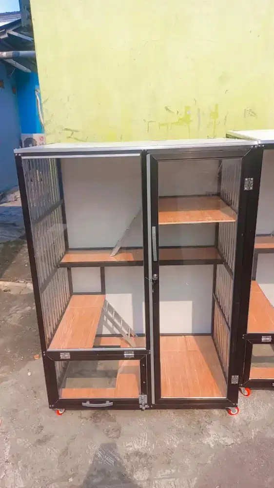 KANDANG KUCING ALUMUNIUM KACA