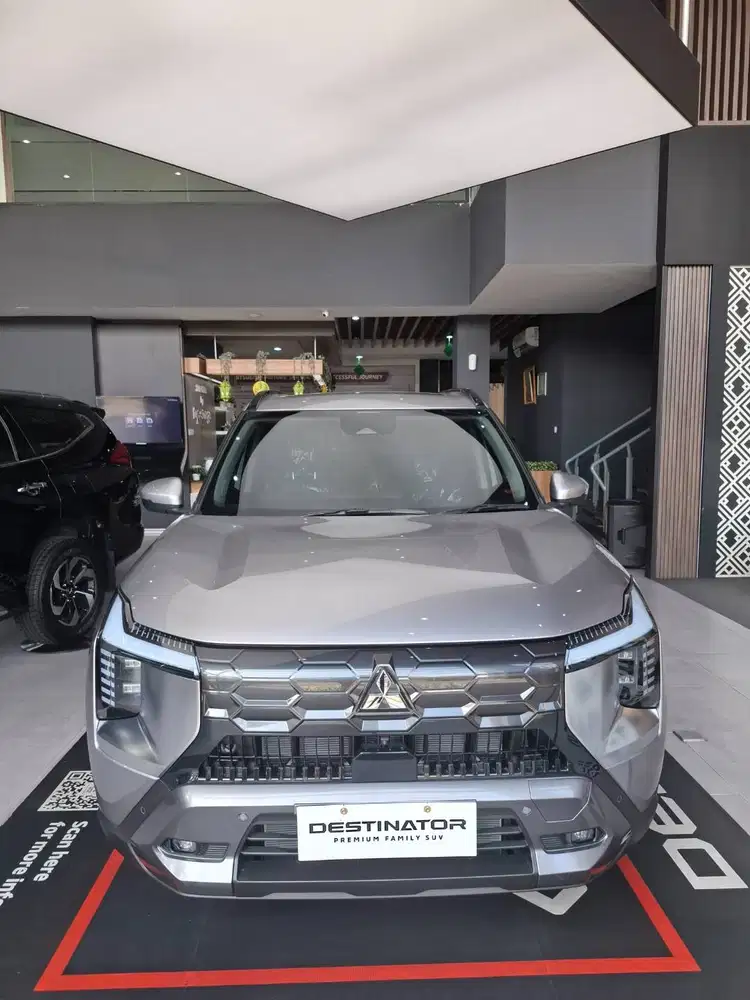 Mitsubishi Destinator