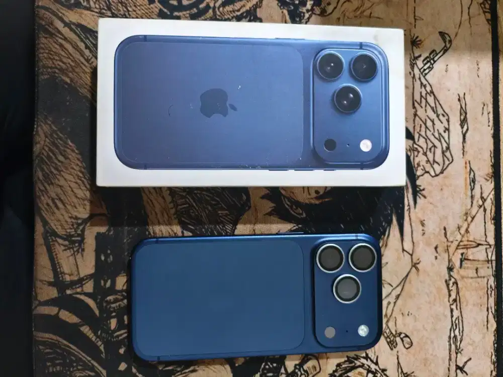 iPhone 17 pro 256GB blue Resmi