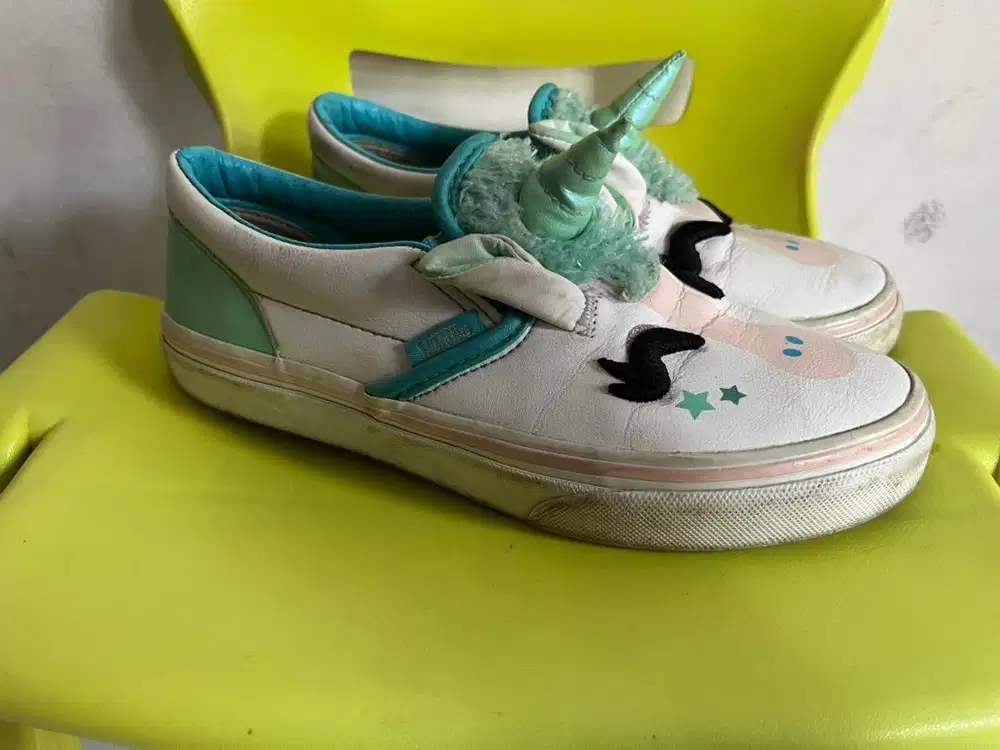 Vans slip on unicorn original kids