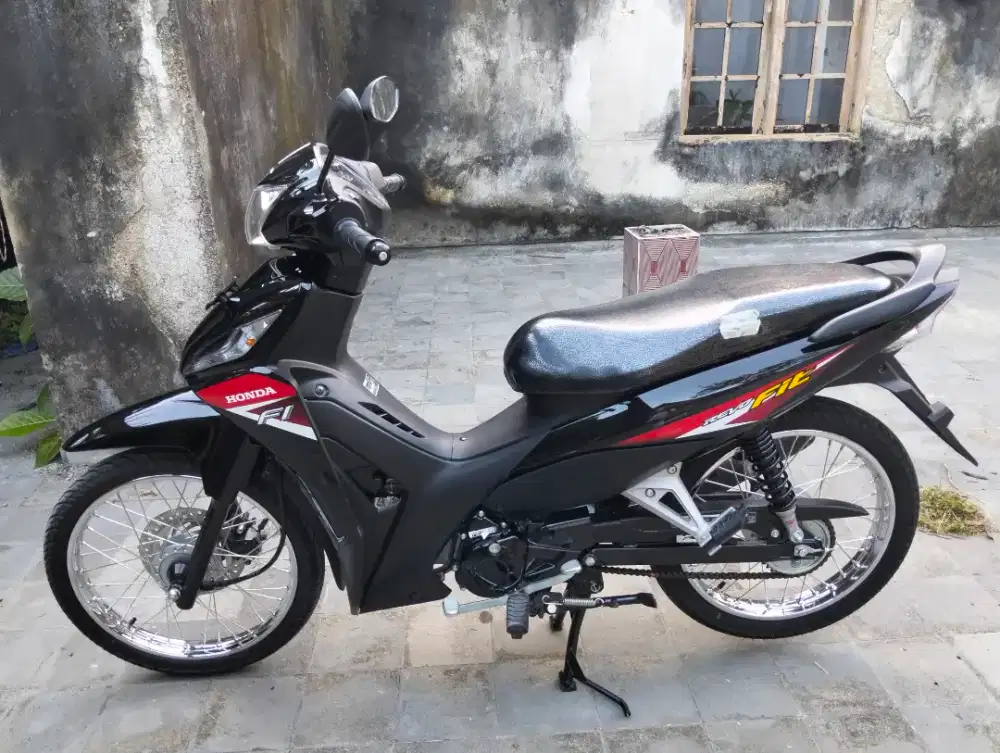 Revo masih baru