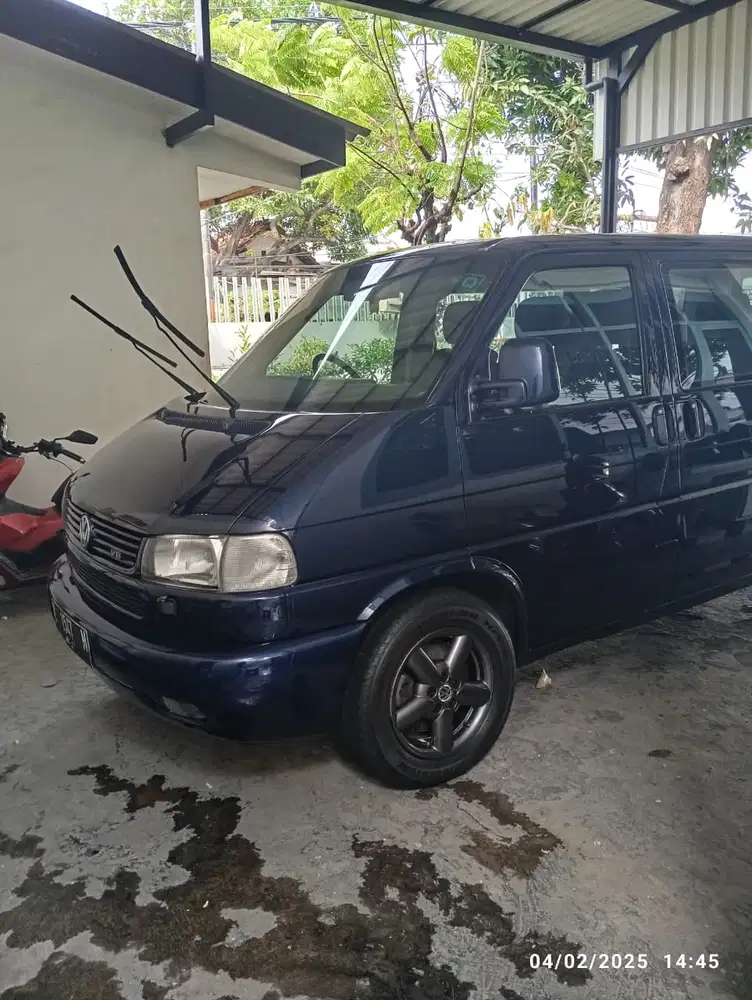 Volkswagen Caravelle 2002 Bensin