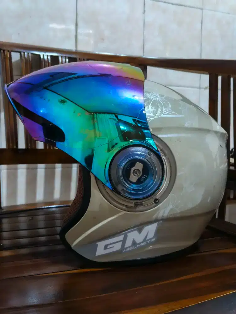 Helm GM VENUS Size L