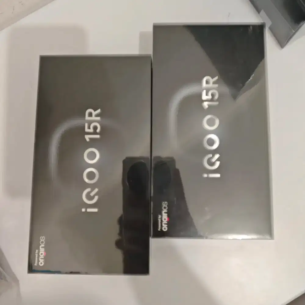 IQOO 15R 8+8/256 GARANSI RESMI IQOO 1 TAHUN NO REPACK