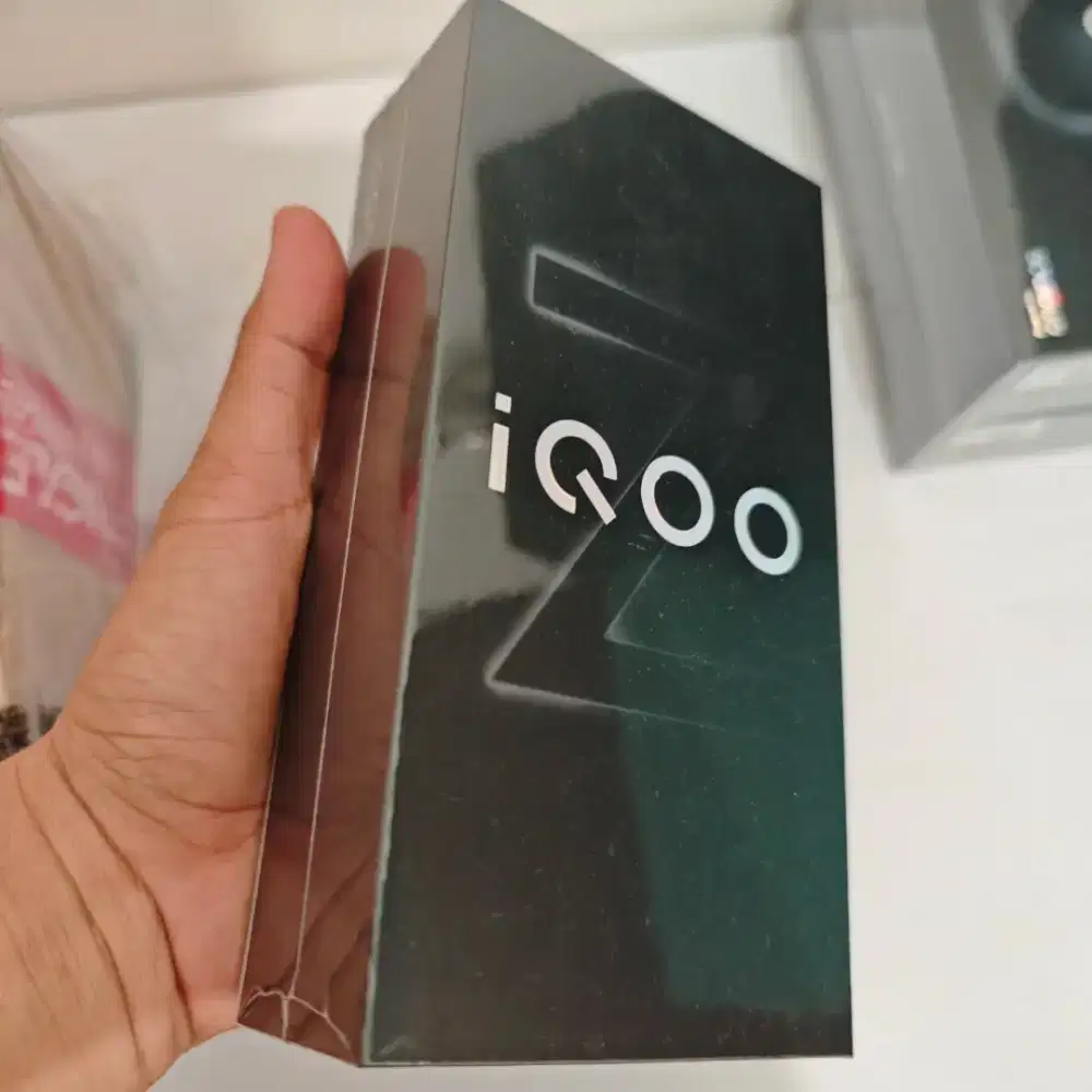 IQOO Z11 8+8/256 GARANSI RESMI IQOO 1 TAHUN NO REPACK