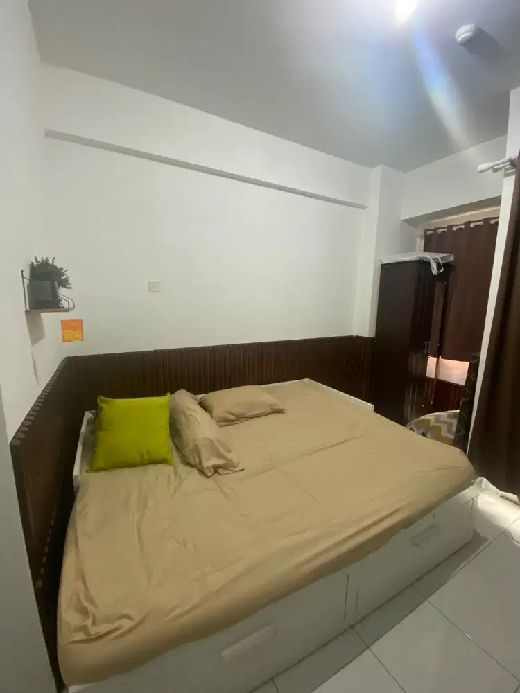Dijual / Sewa tahunan : Apartment Emerald Bintaro type studio