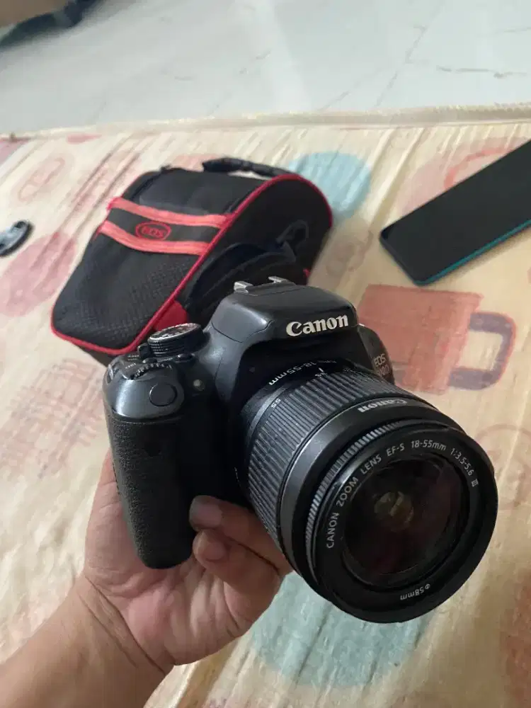 Camera Canon EOS 600D
