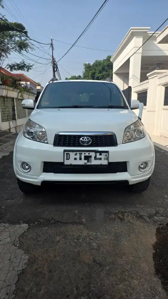 Istw KM 90rb! Rush G MT 2014 (D) terawat sekali